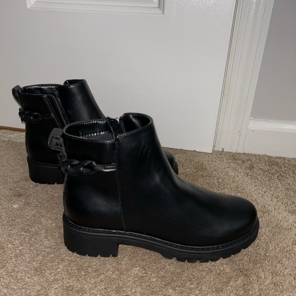 Black boots
